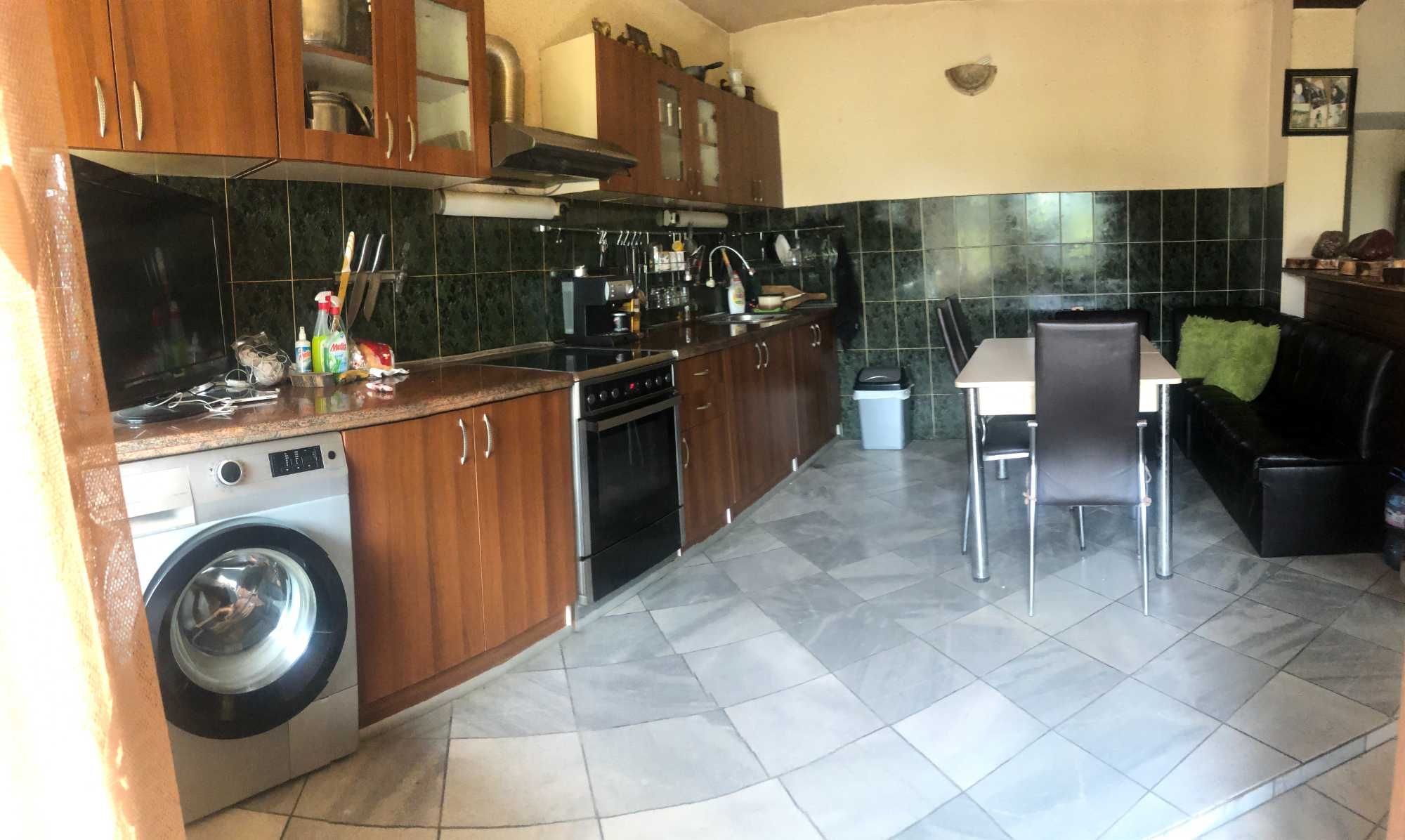 Двуетажна къща 300м2 улица "Суходолска" в София