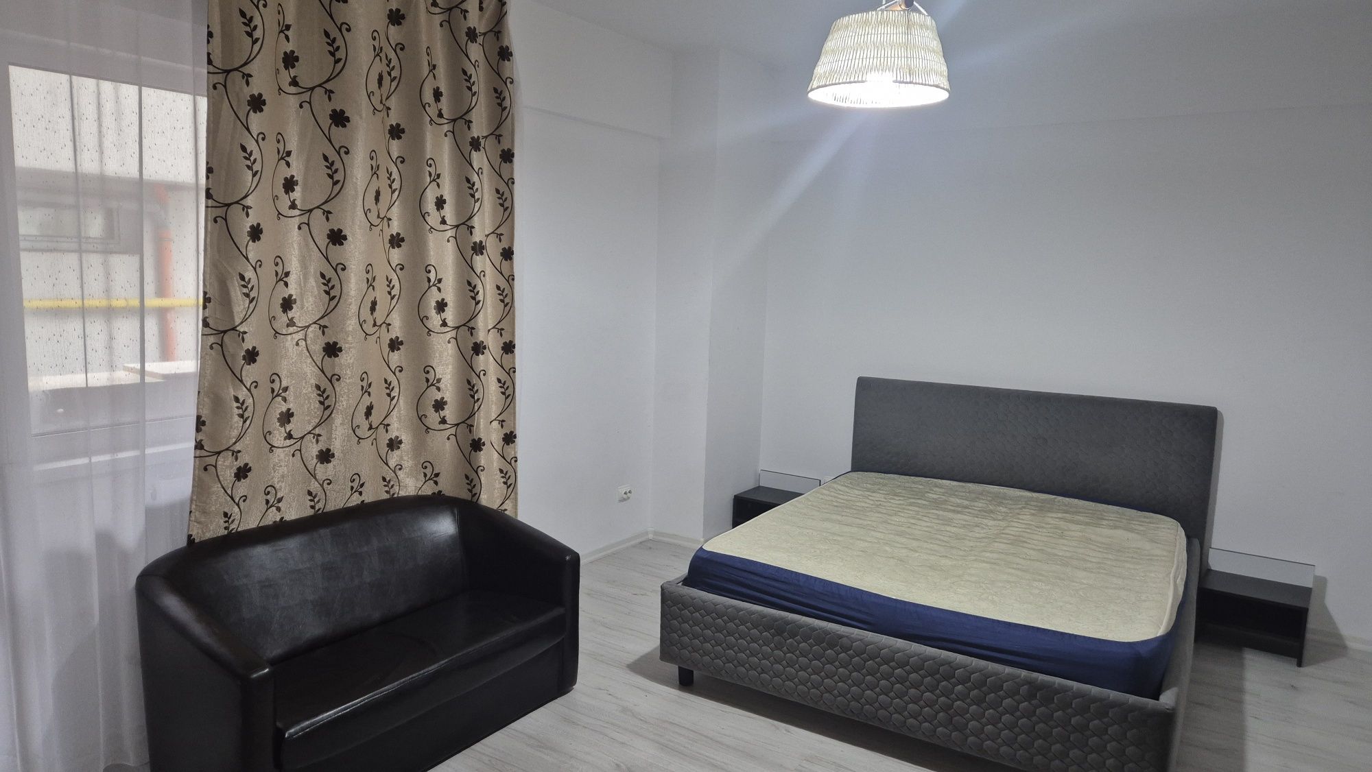 Închiriez Apartament 1 camera