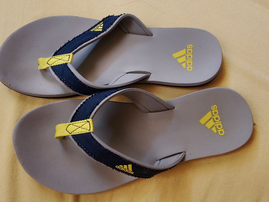 Чехли Adidas 37 номер