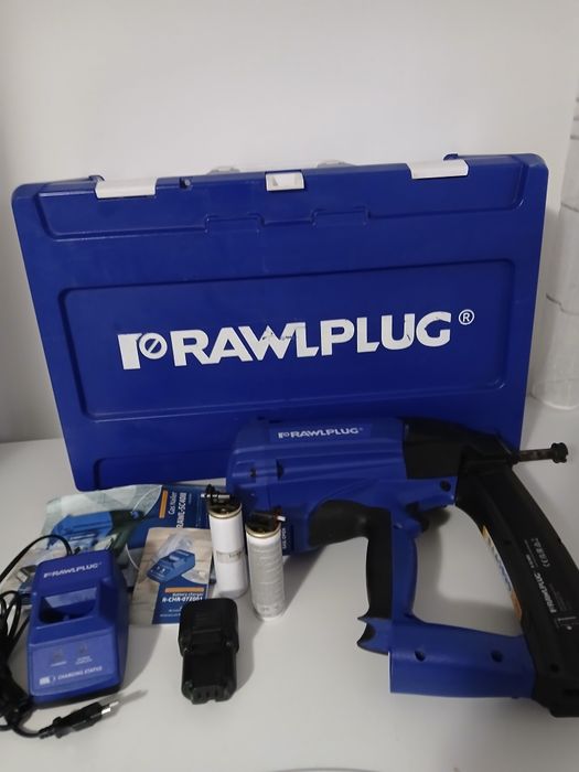 Pistol de bătut cuie pe gaz în beton și oțel RAWLPLUG R-SC40ii, ca NOU