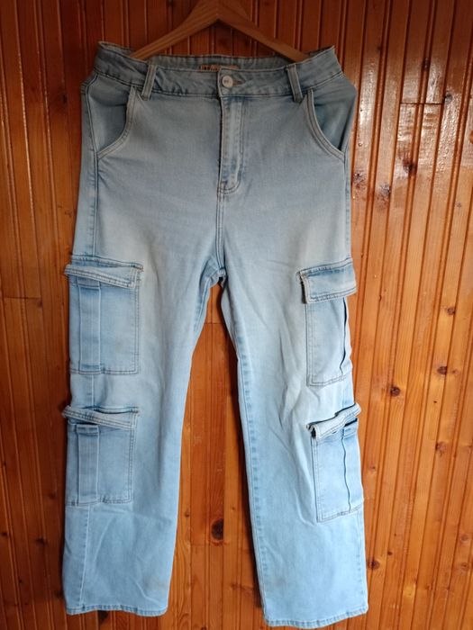 Дънки размер М в черен и син цвят