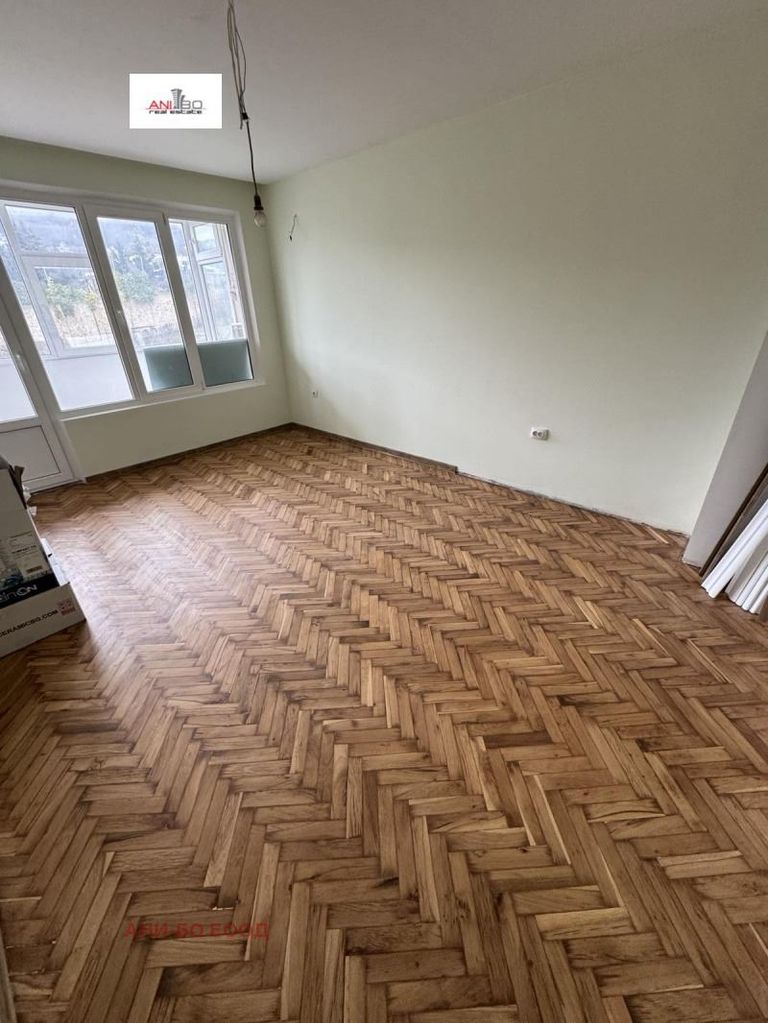 Продава се Четиристаен апартамент в Варна, Левски - 96 кв.м за 1771 €/кв.м - Снимка #6