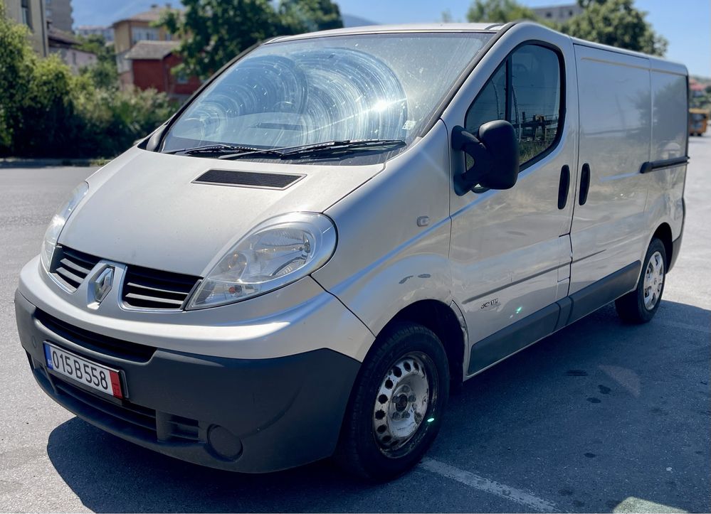 Reno Trafic 2.0dci 115hp НА ЧАСТИ