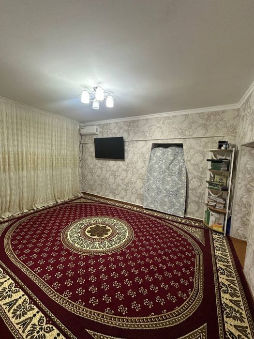 Луначарский 3 ком дом продаётся (возле дароги)