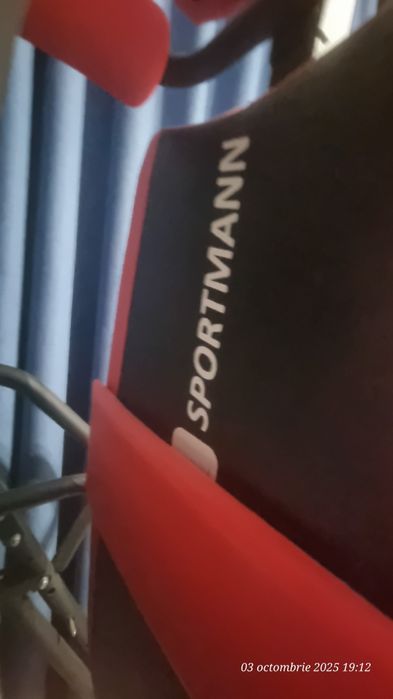 Vând masă elongație