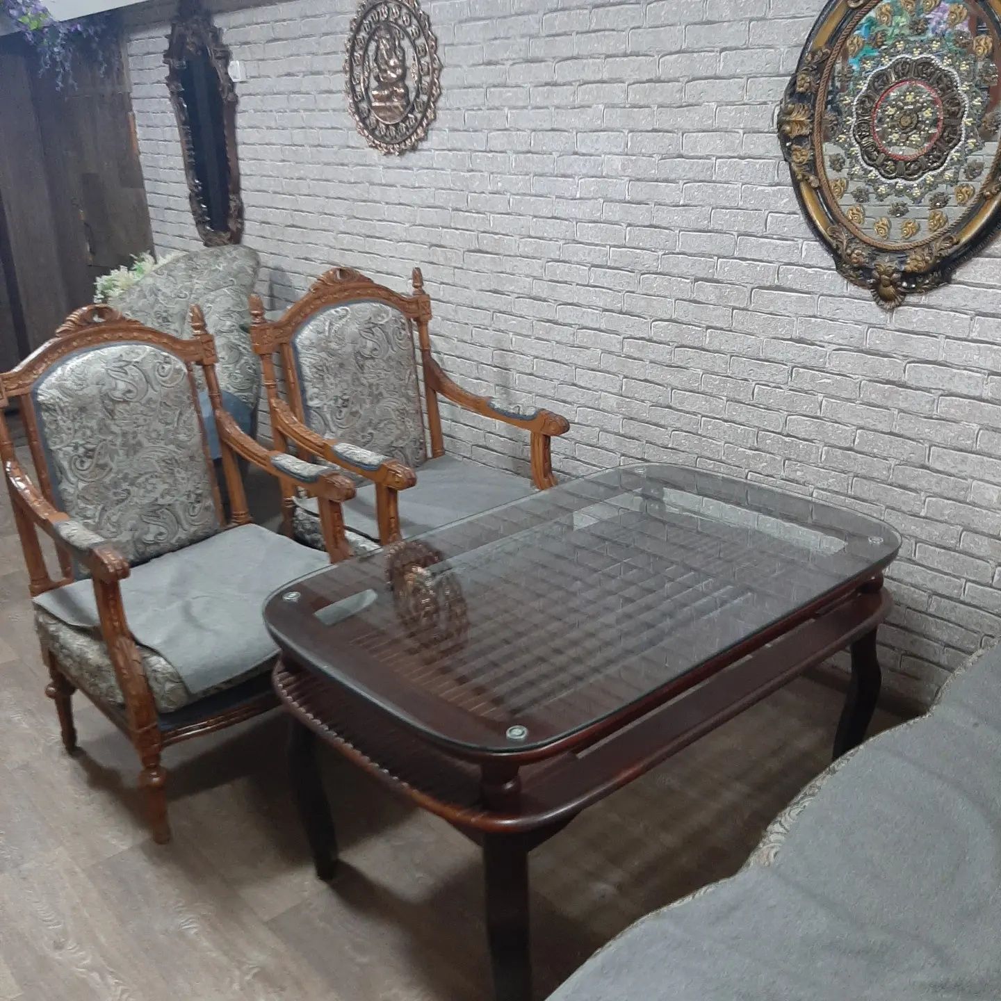 Продам мягкую мебель.Иран.