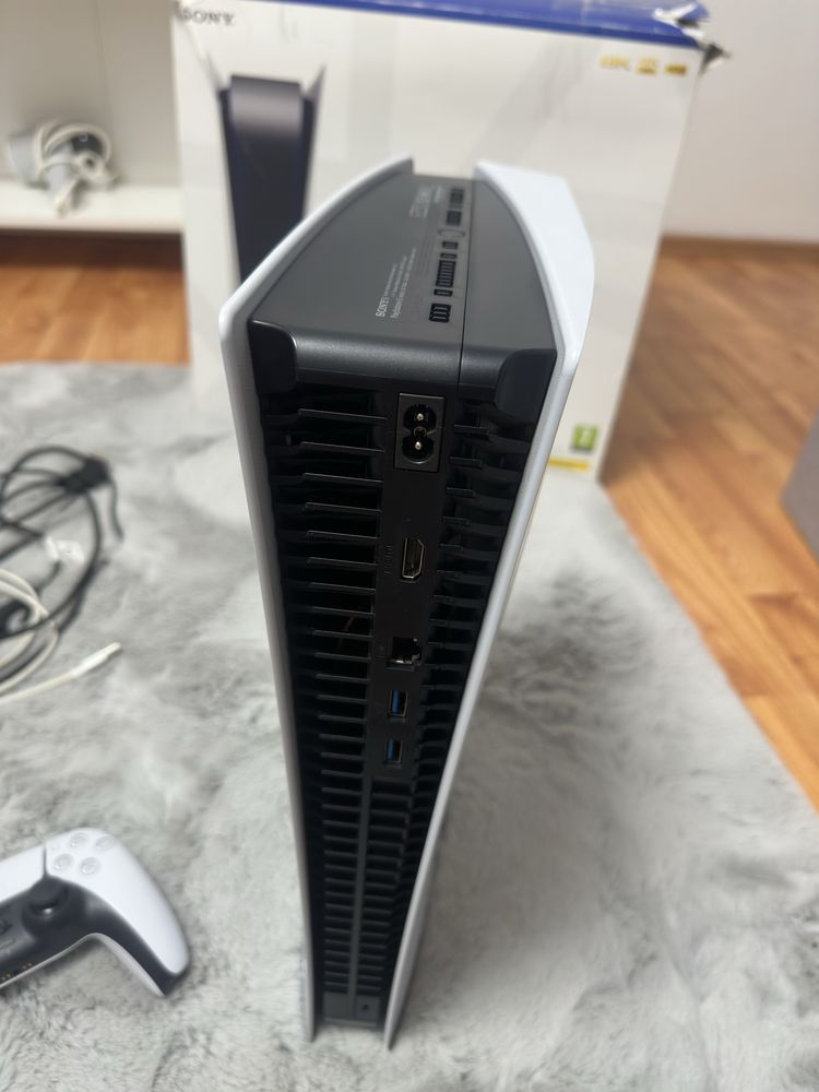 Playstation5 / PS5 DISK 2 controllere Dualsense + FC25