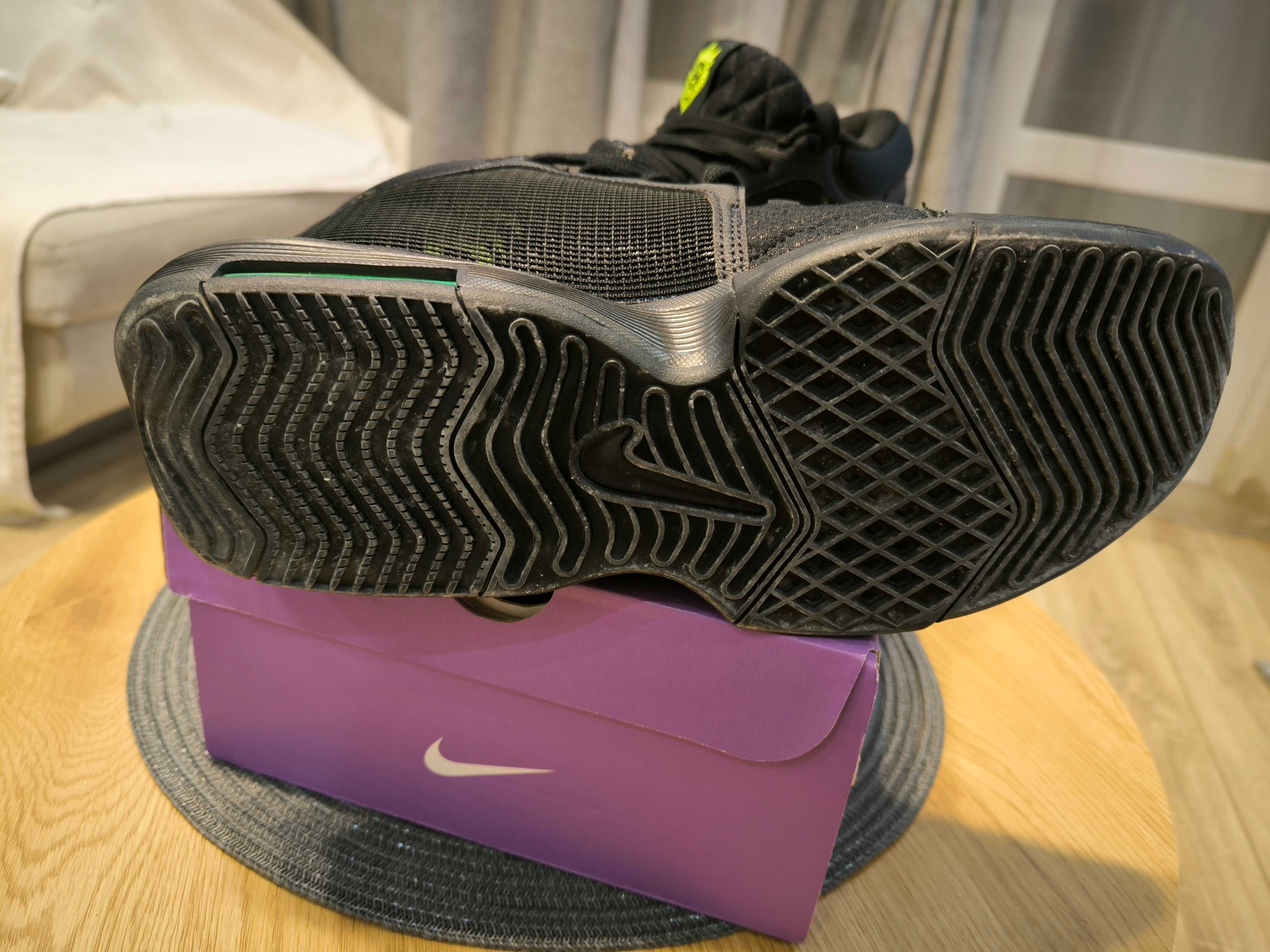 NIKE LeBron Whitness VIII Чисто Нови