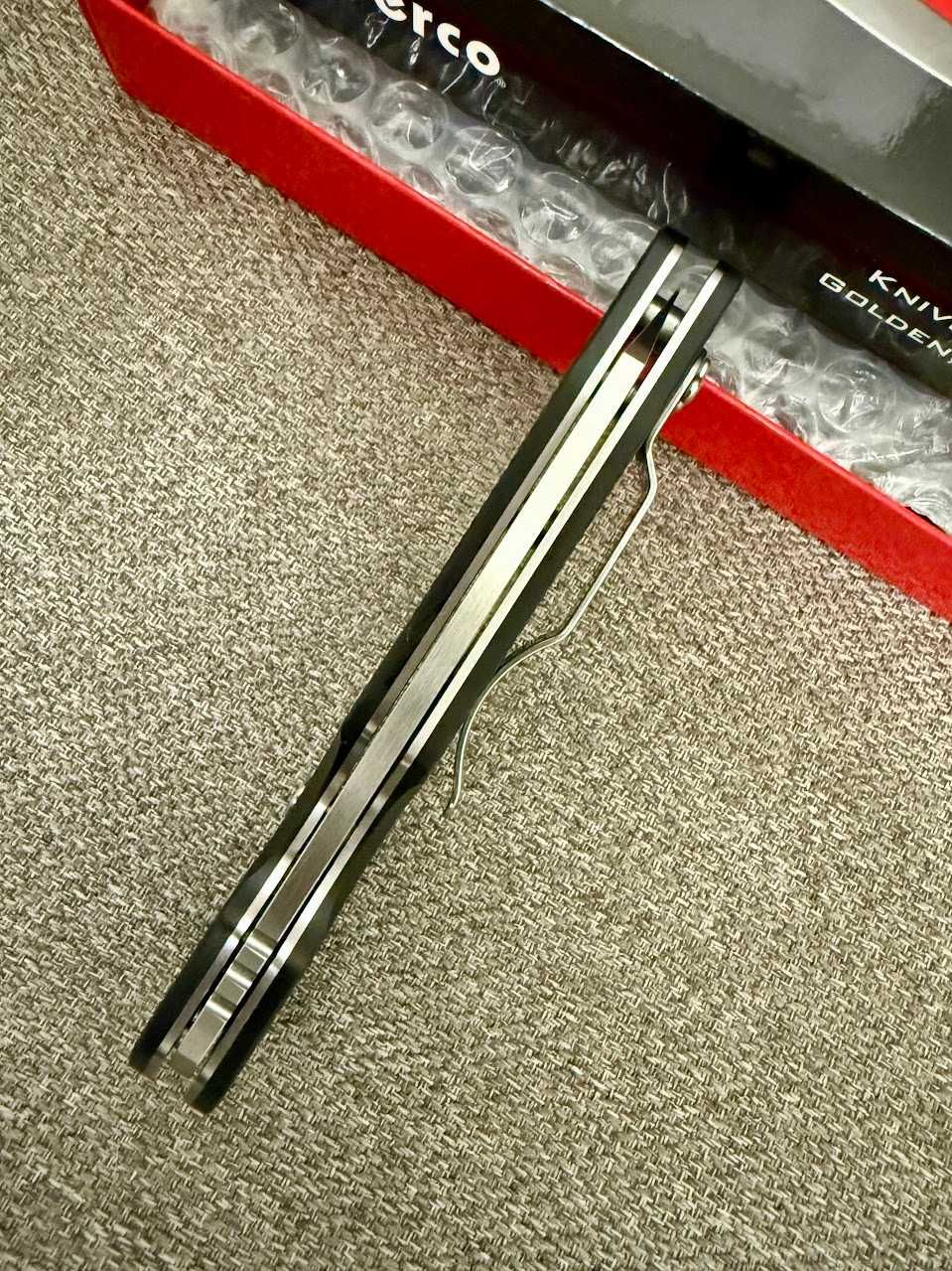 Нож Spyderco Smock CF Чисто нов!