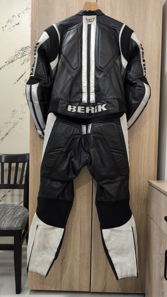 Мото екип Berik 54
