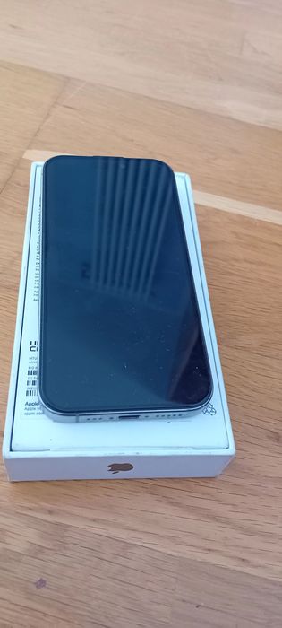 hone 15 Pro 128GB + huse + accesorii originale