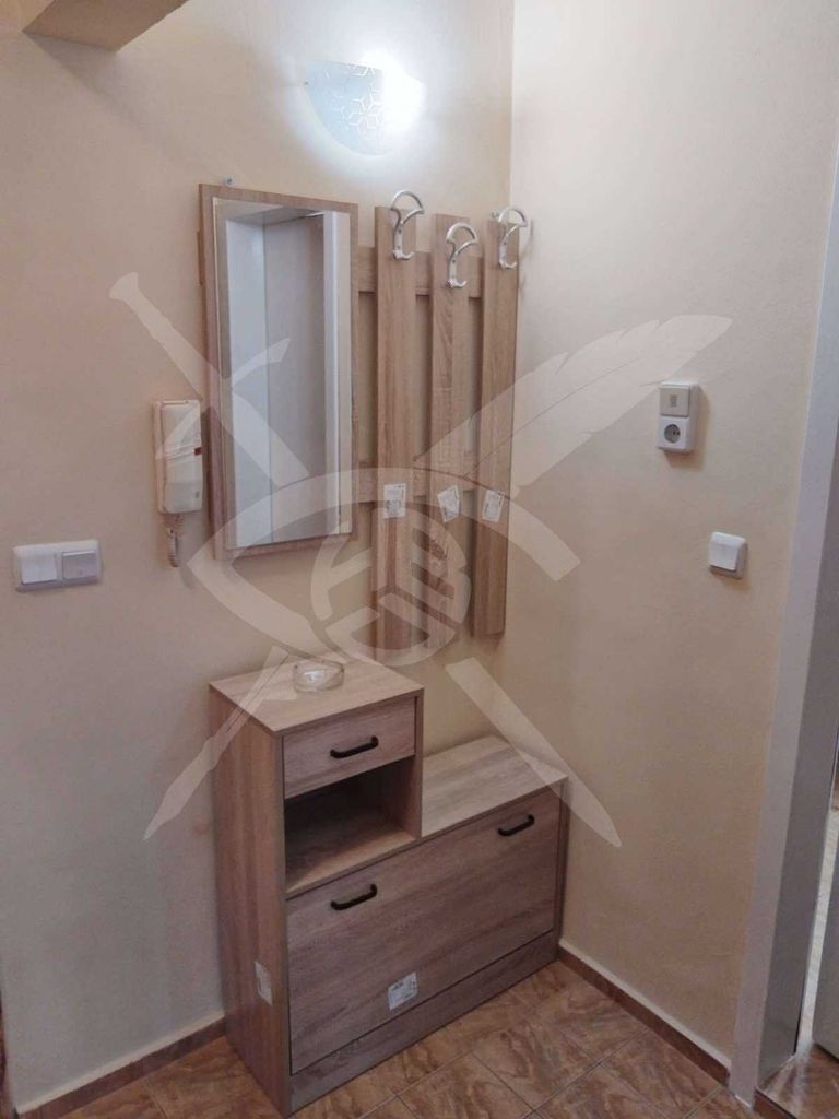Дава се под наем Двустаен апартамент в Варна, Погреби - 55 кв.м за 375 € - Снимка #4