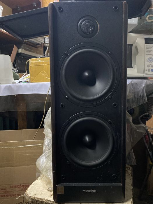 Продам колонки microlab solo7