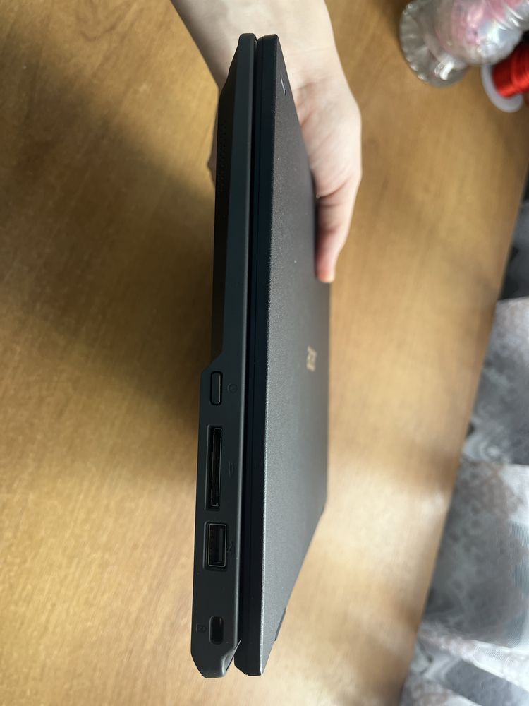 Ноутбук Acer TravelMate TMB118-M-C6JP NX.VHSER.00A черный