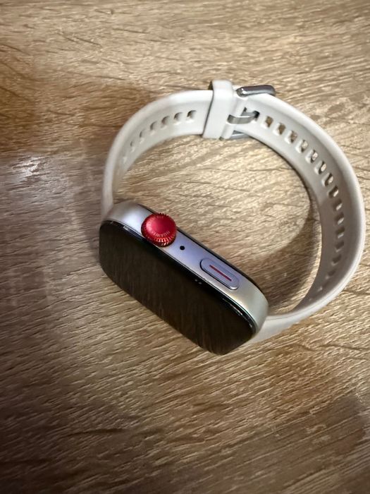 Смарт часовник Huawei FIT 3