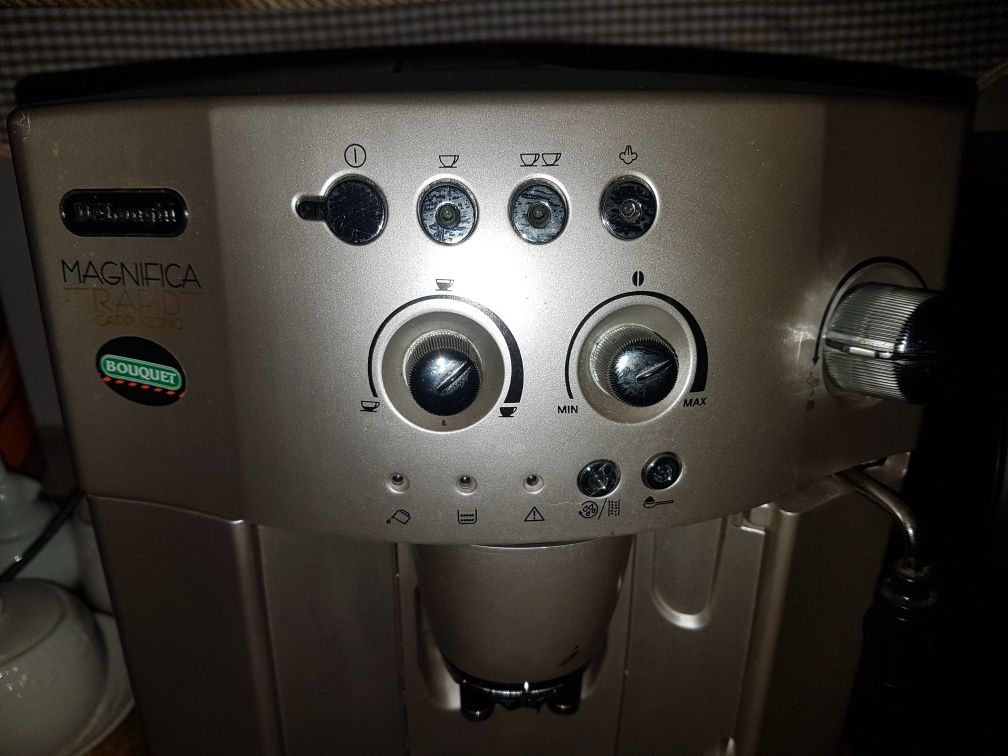Automat cafea, aparate cafea, masini expreso cafea