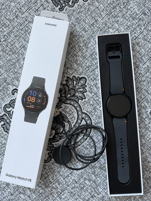 Смарт-часы Samsung Galaxy Watch FE 40 мм