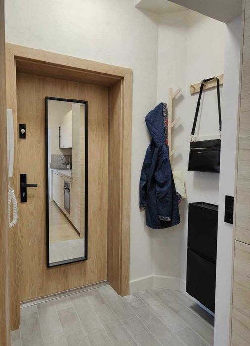 Дава се под наем Двустаен апартамент в София, Център - 65 кв.м за 650 € - Снимка #1