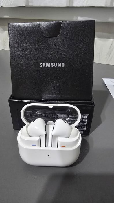 Слушалки Samsung Galaxy buds 3 Pro/ Гаранция!