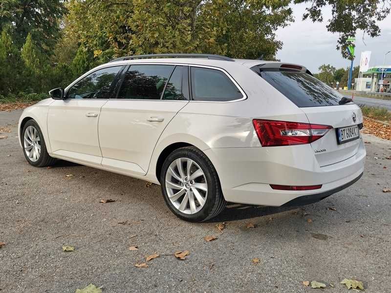 Skoda Superb 1.6TDI Отлично състояние*Здрав*Поддържан