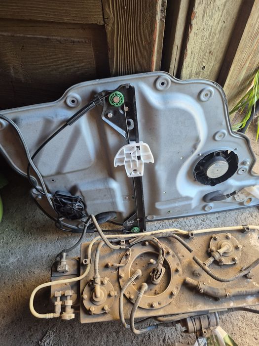 Vw touran 2.0 109 коня bsx