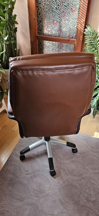 Офис стол като нов