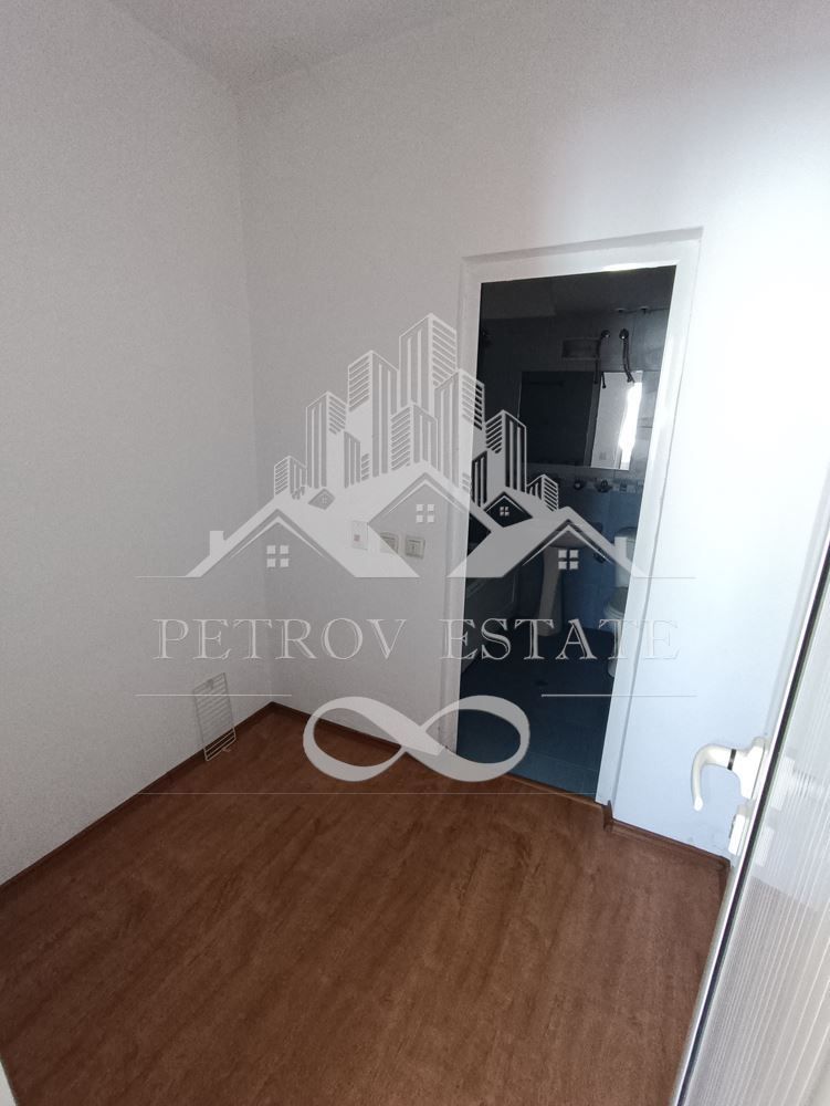 Продава се Къща в Велинград - 324 кв.м за 639 €/кв.м - Снимка #8
