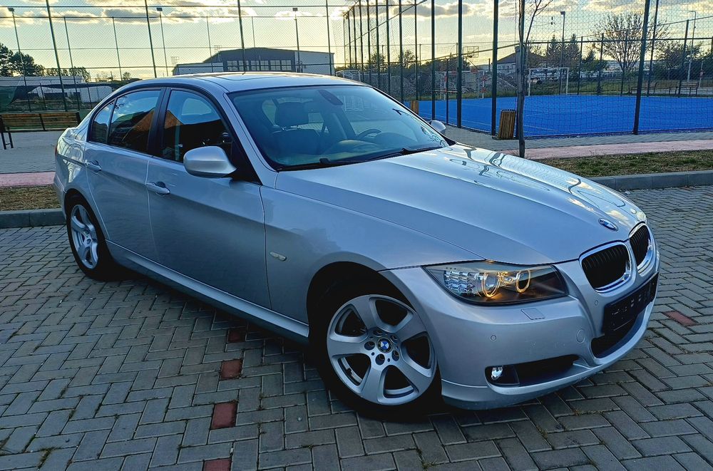 Bmw seria 3, 2009, Euro 5, navi, trapa, Xenon, piele