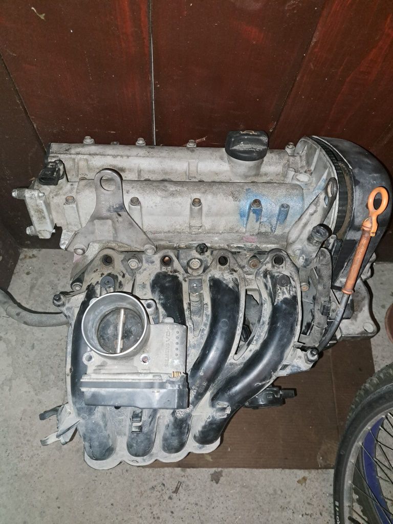 Vând motor 1.4 TSI seri BUD