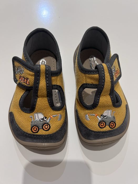 Боси пантофки за дете 22 номер