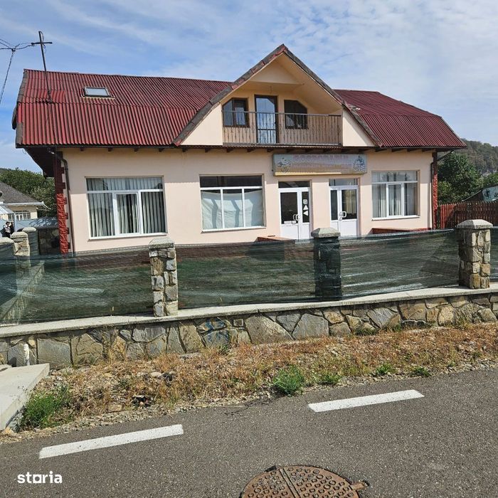 Spatiu comercial parter etaj ap 3 camere 150 mp zona Lunca V-NEAMT