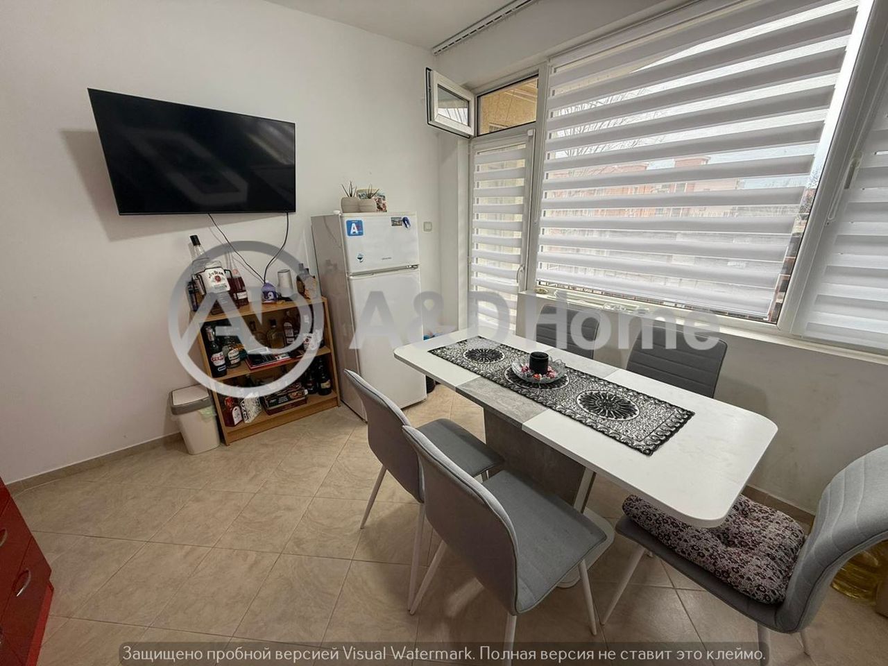Продава се Тристаен апартамент в к.к. Слънчев бряг - 59 кв.м за 1119 €/кв.м - Снимка #2