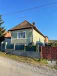 Vand casa Petrestii de Mijloc