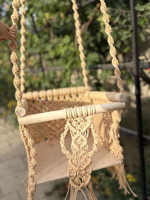 Балалар әткеншек, Детский качелья