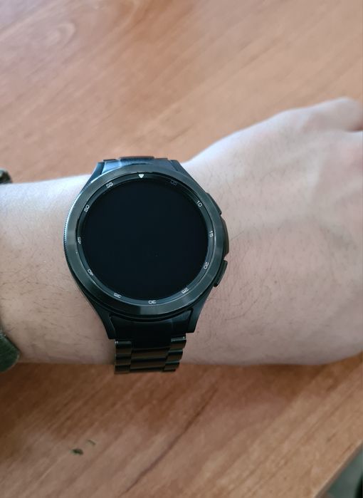 Galaxy Watch 4 Classic (чёрный цвет)