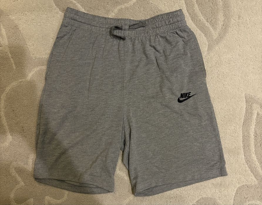 Къси панталони Nike