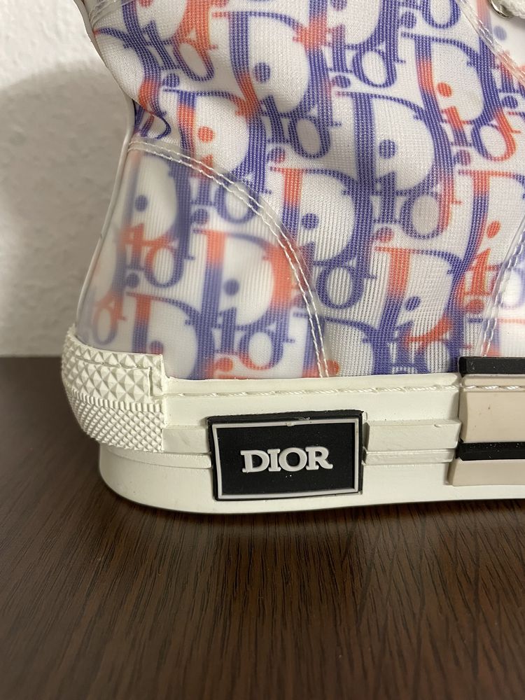 Dior b23 high top cu săculeț