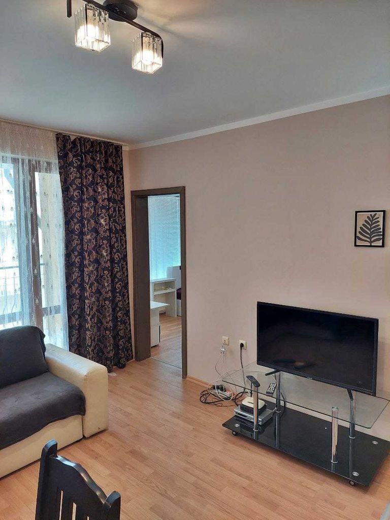 Продава се Тристаен апартамент в к.к. Слънчев бряг - 75 кв.м за 1000 €/кв.м - Снимка #3