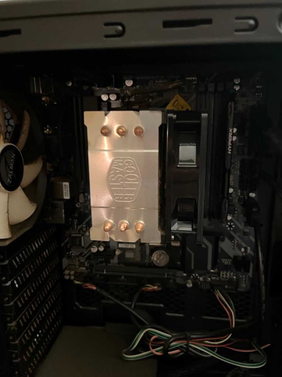 компютър PC. i5 8600 с подаръци