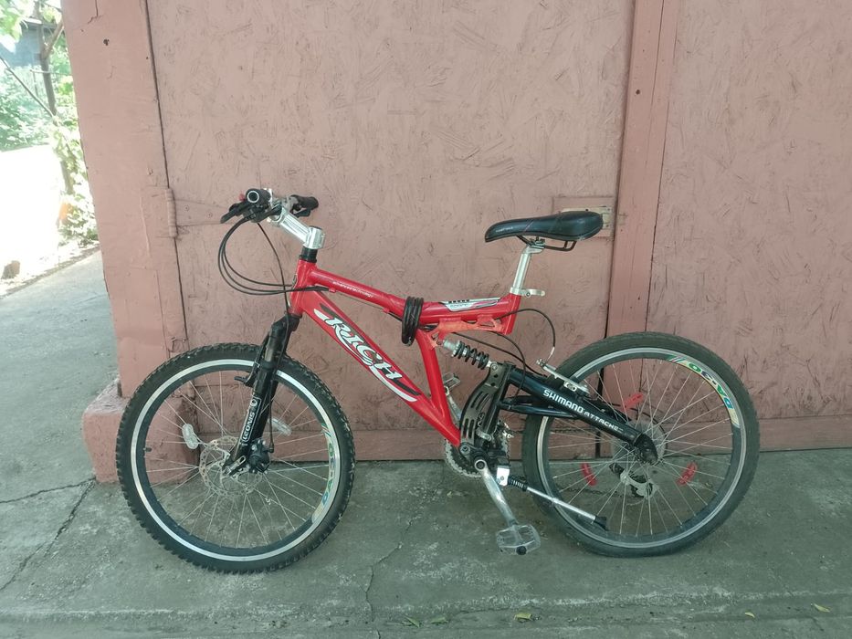 Bicicleta pentru adulți