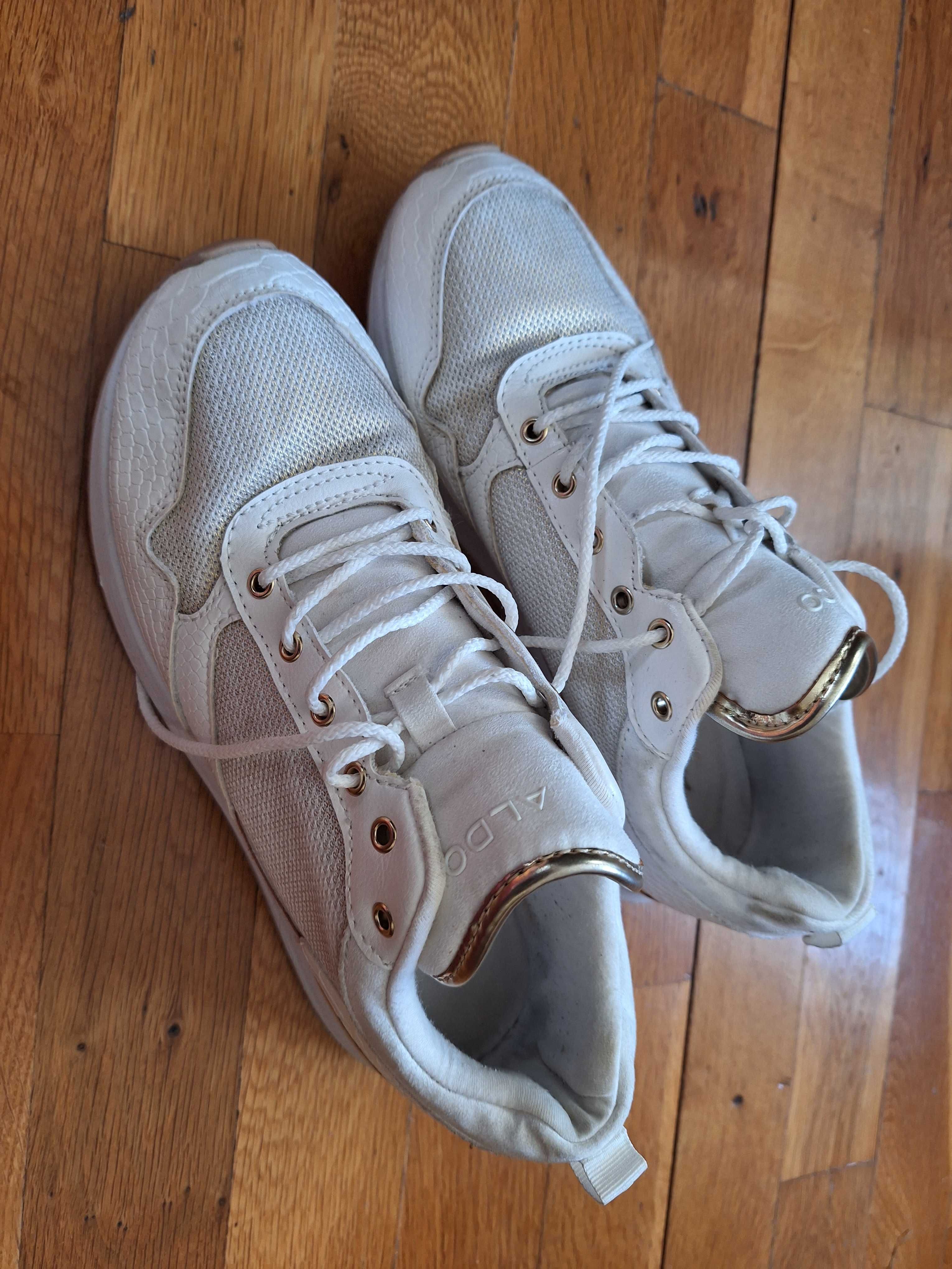 Спортни обувки Aldo