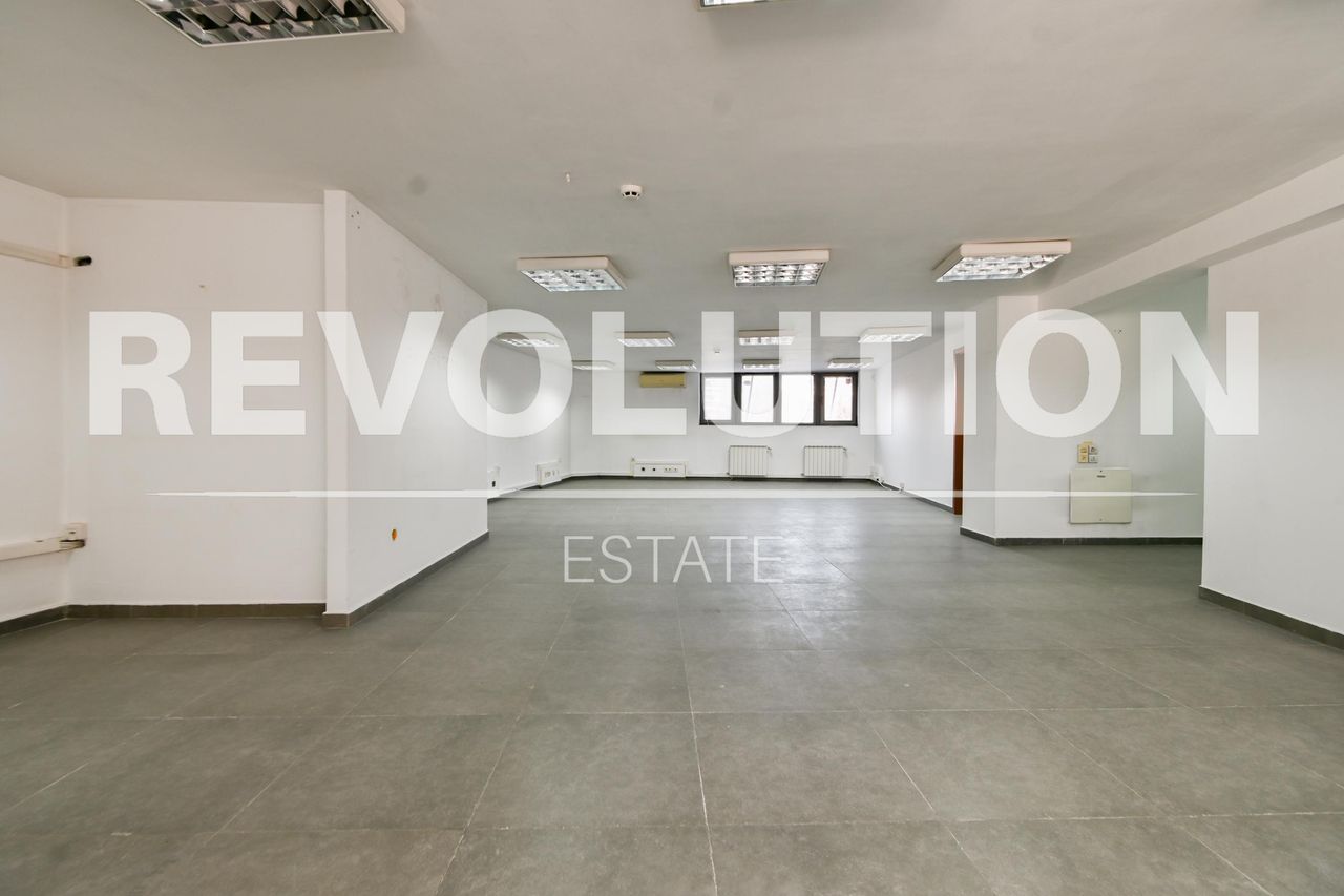 Дава се под наем Офис в София, Манастирски ливади - 200 кв.м за 1580 € - Снимка #1