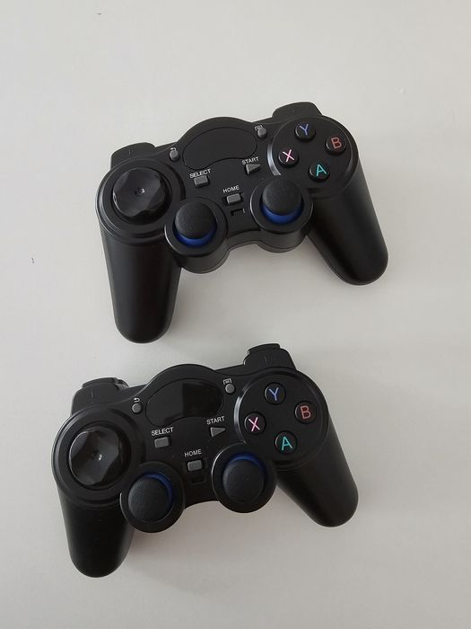 Vând 2 bucăți Joystick usb