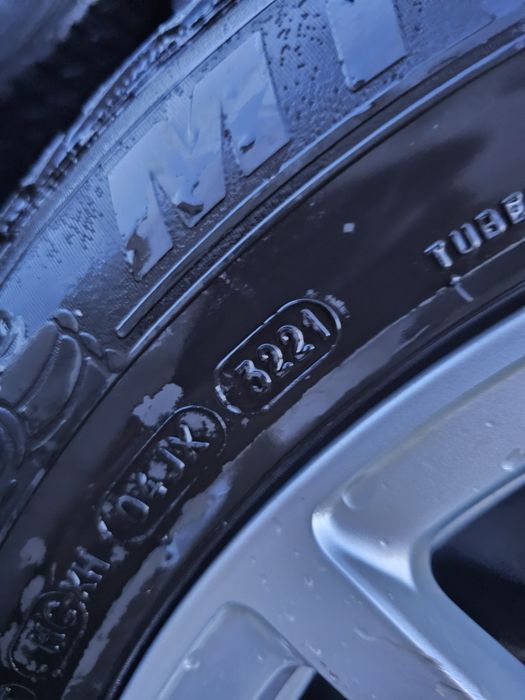 Jante originale Audi R17 + Cauciucuri iarna 225 60 17