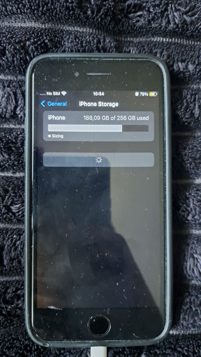 IPhone 2020 se много запазен