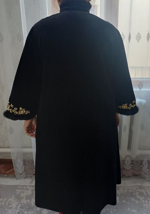 Чапан красивый новый