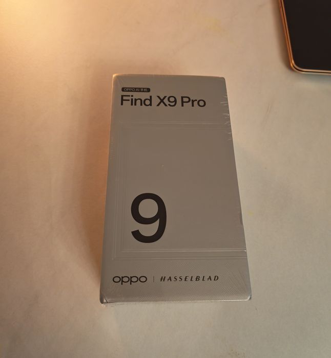Vând Oppo Find X9 Pro 512 GB NOU