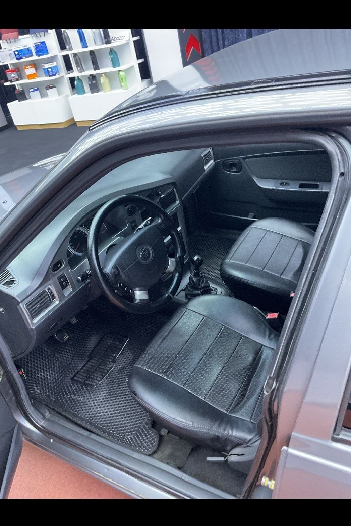Nexia 2 dons 1,6.motor
