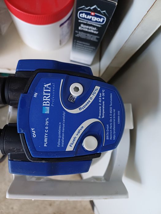 Aparat de cafea expressor Franke Evolution cu filtru Britta si frigide