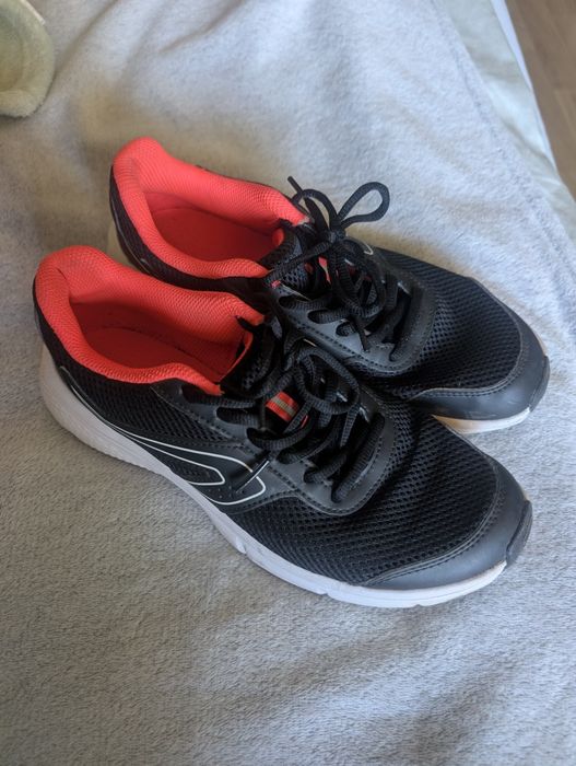 Маратонки за спорт 24см стелка 38/39 номер